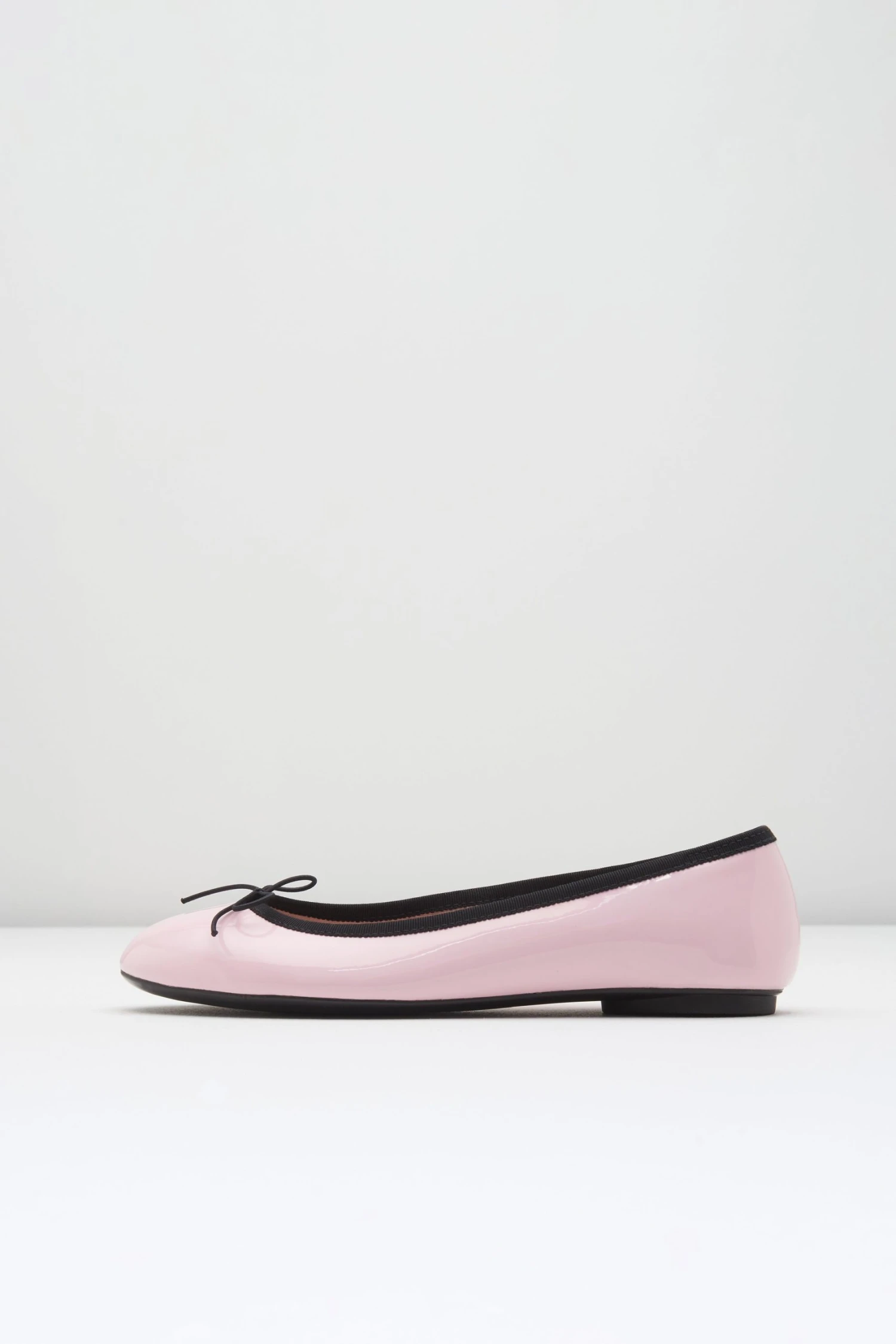 Flash Sale ⭐ BLOCHSTORE-US Ladies Amalthea Ballet Flats Pink Gloss ✨ 2 Flash Sale ⭐ BLOCHSTORE-US Ladies Amalthea Ballet Flats Pink Gloss ✨ - Image 2