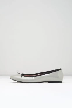 Cheap 🛒 BLOCHSTORE-US Ladies Ascella Ballet Flats Silver Patent 🔥