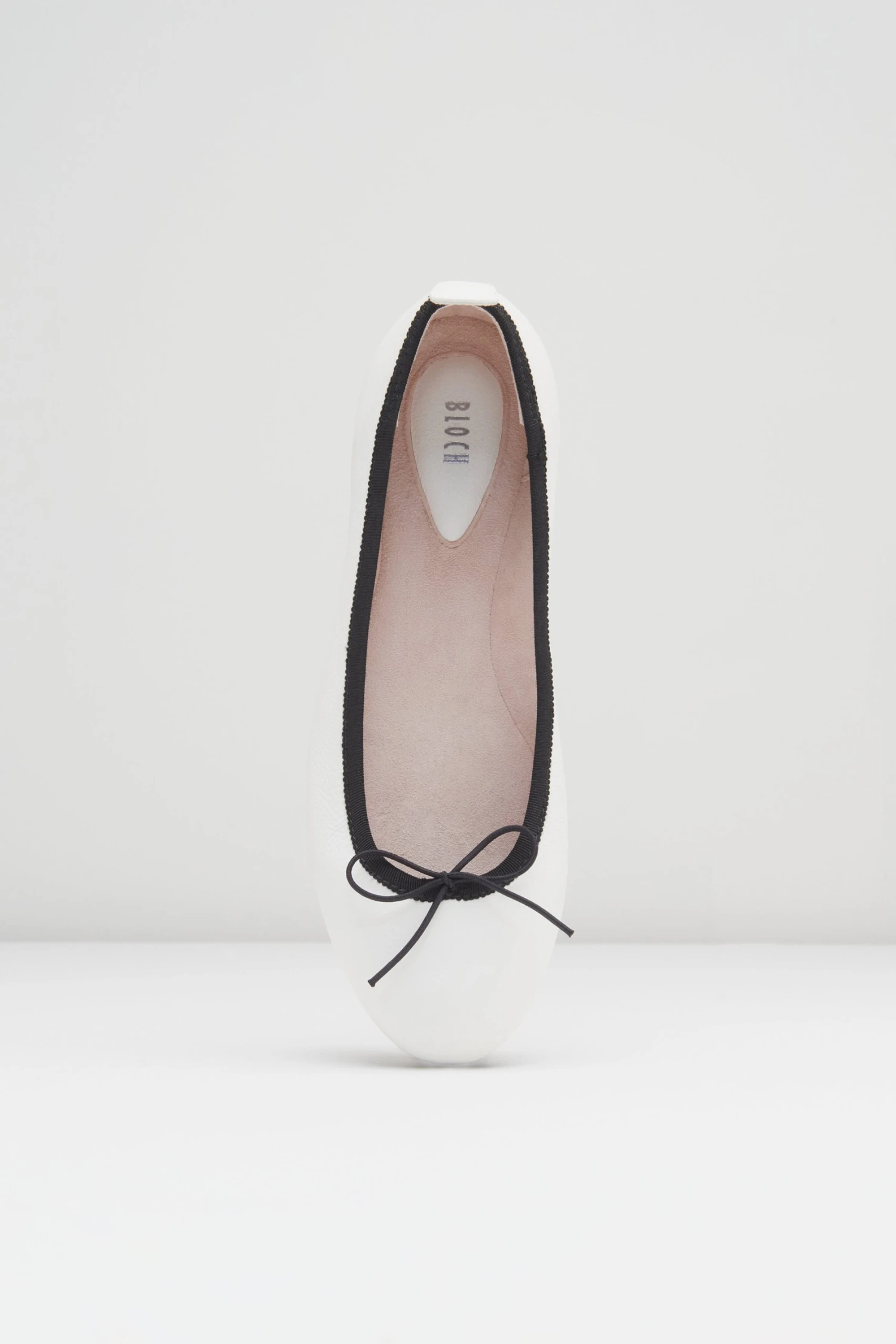 Brand new ๐คฉ BLOCHSTORE-US Ladies Nashira Ballet Flats Bianco Leather ๐ฏ 4 Brand new ๐คฉ BLOCHSTORE-US Ladies Nashira Ballet Flats Bianco Leather ๐ฏ - Image 4