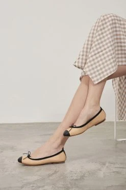 Flash Sale 🌟 BLOCHSTORE-US Ladies Rigel Ballet Flats Capuccino Black Leather 🔔