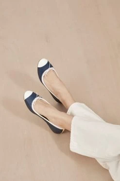 Promo ⭐ BLOCHSTORE-US Ladies Rigel Ballet Flats Navy White Leather ❤️